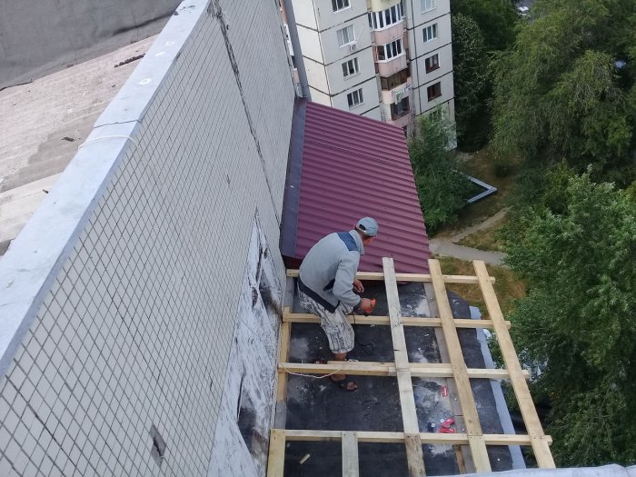 Монтаж, ремонт, утепление крыши балкона в Брянске и области - ПромАльпСтрой 32