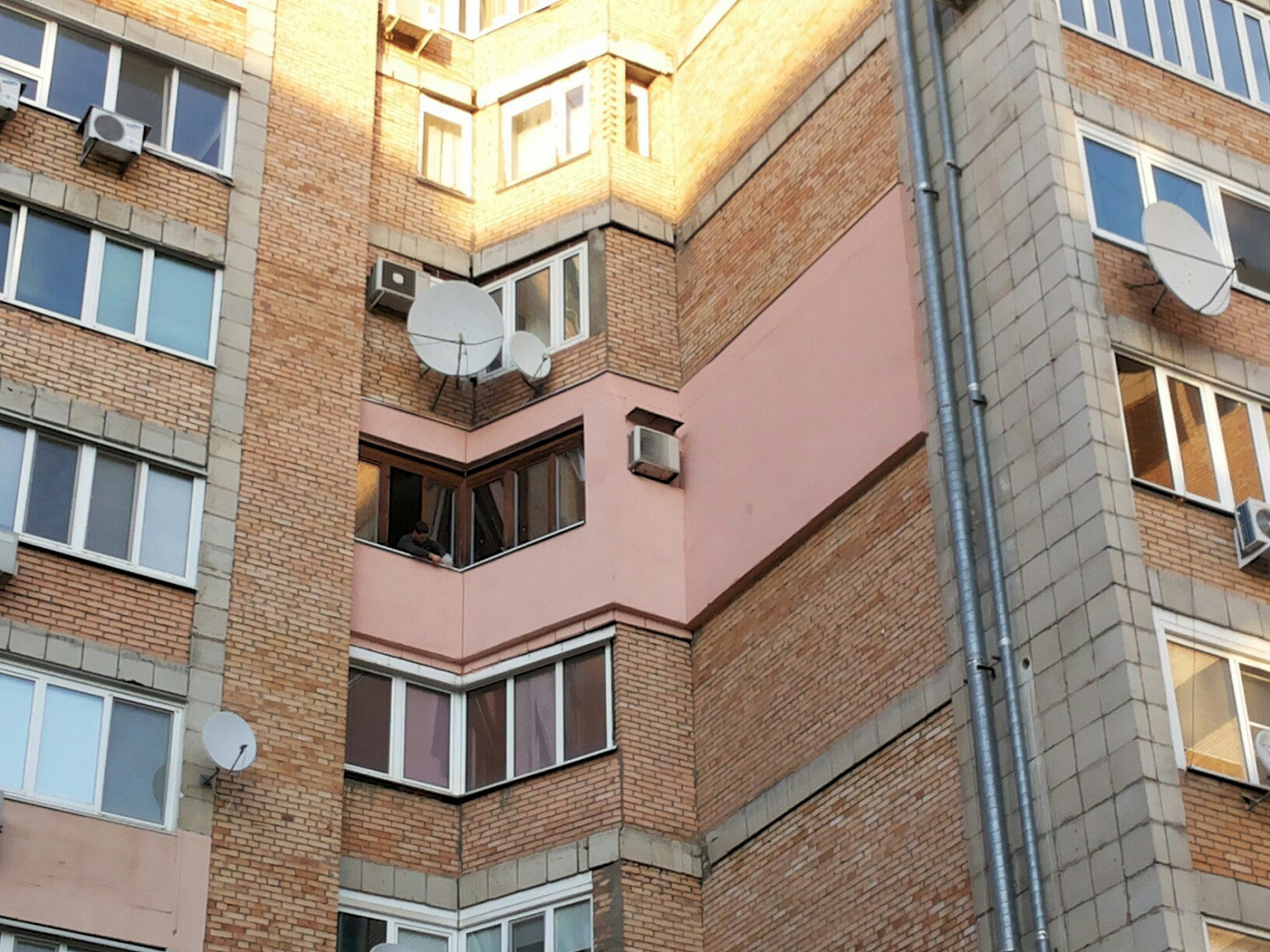 Покраска балкона снаружи в Брянске и области - ПромАльпСтрой 32